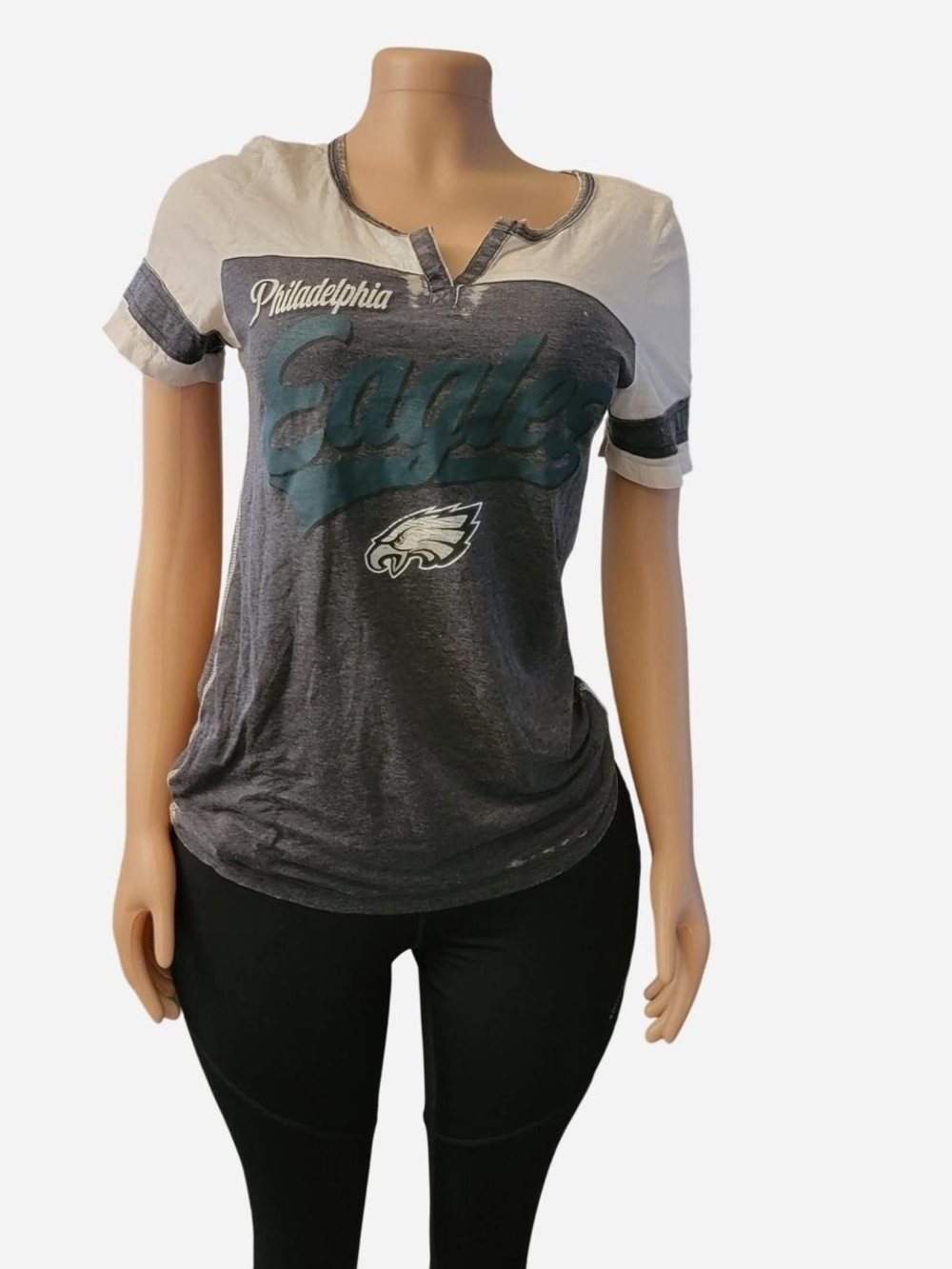 Philadelphia Eagles Women’s Gray & White Fan V‑Neck Tee